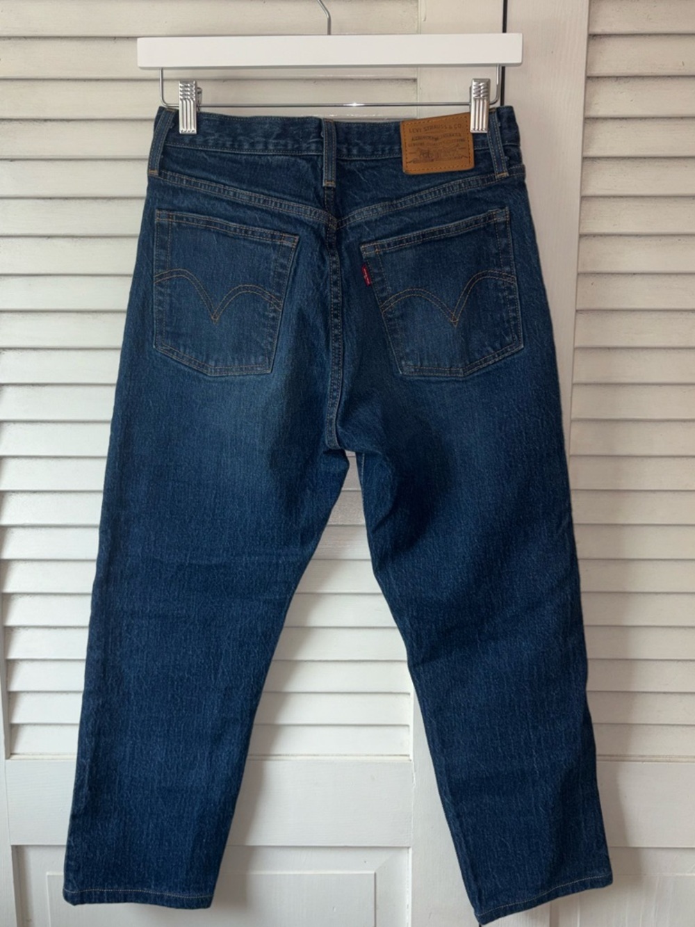 Levi’s Premium Wedgie Straight Jeans 27 High Rise Cropped Button Fly Medium Wash - Picture 5 of 7